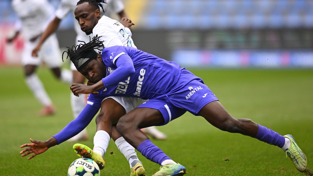 Karvinský fotbalista Traoré bude za faul pykat pět zápasů